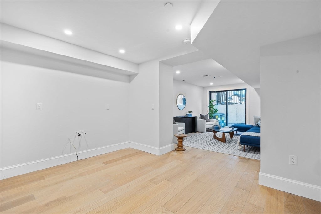 667 Tremont Street #A, Boston, MA, 667 Tremont Street #A, Boston, MA Photo #34
