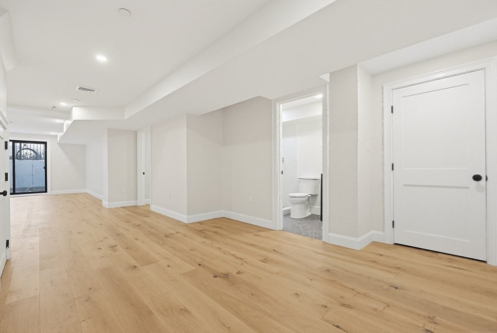 667 Tremont Street #A, Boston, MA, 667 Tremont Street #A, Boston, MA Photo #33