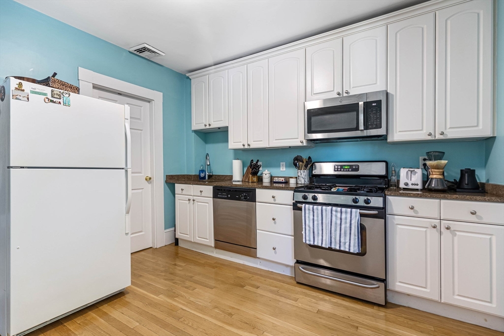 79 Alder Street 2