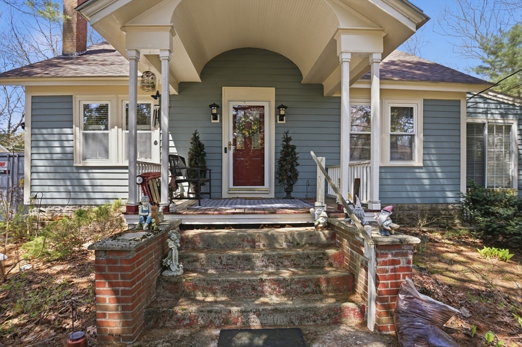 64 Winthrop St