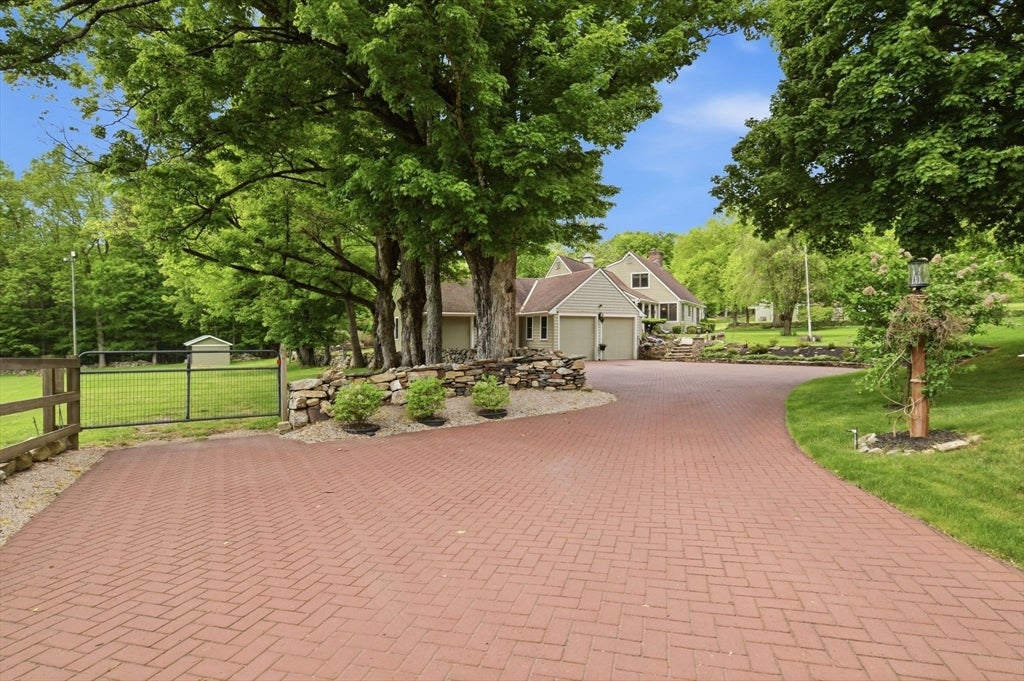 95 Mountain Road