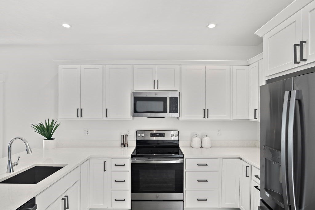 25 Salisbury Hill Blvd. 73