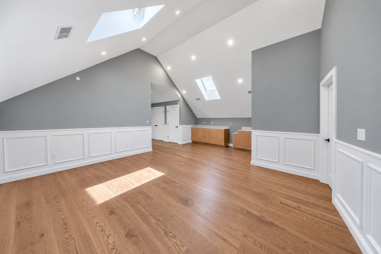 64 Dalby St 3