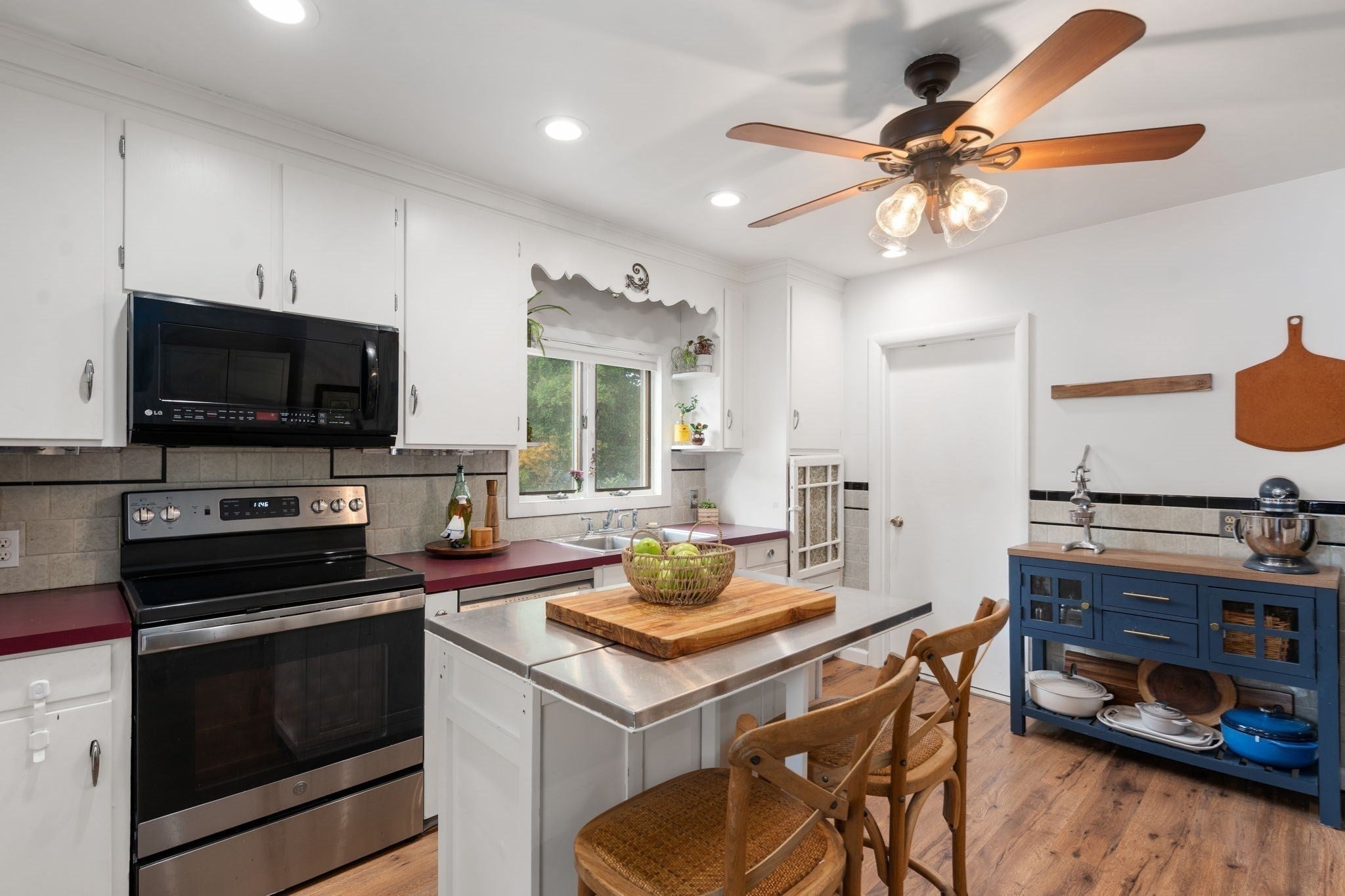 29 Lexington Ave, Attleboro, MA, 29 Lexington Ave, Attleboro, MA Photo #10