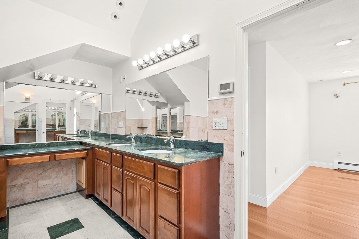 11 Garrison Road, Arlington, MA Photo #15