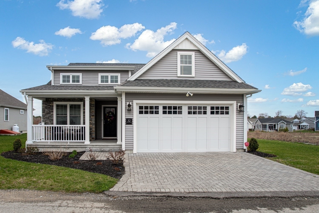 32 Sophia Dr