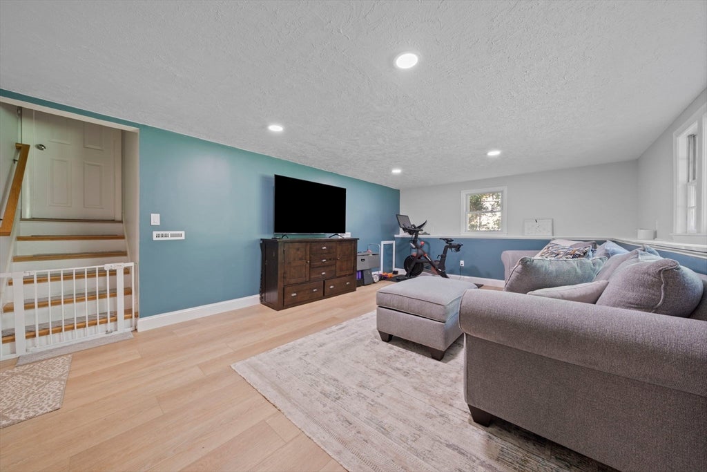 11 Virginia Cir, Randolph, MA, 11 Virginia Cir, Randolph, MA Photo #6