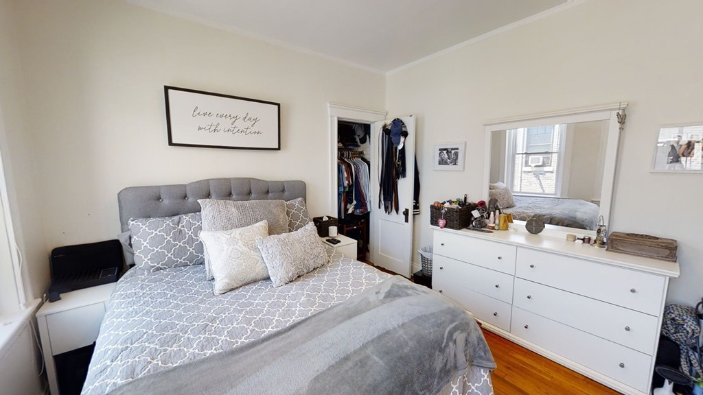 Boston, Massachusetts 02135, United States, 2 Bedrooms Bedrooms, ,1 BathroomBathrooms,Residential,Contingent,108571