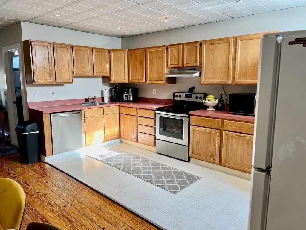 10 Marblehead St #2, North Reading, MA Photo #3