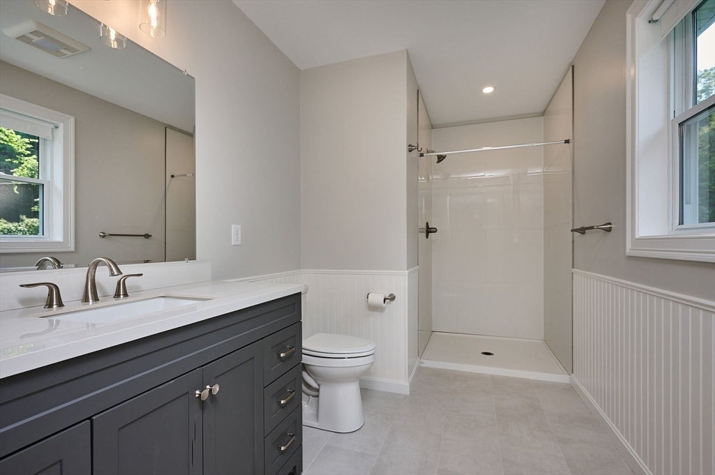 58 Pleasant St, Southampton, MA, 58 Pleasant St, Southampton, MA Photo #15