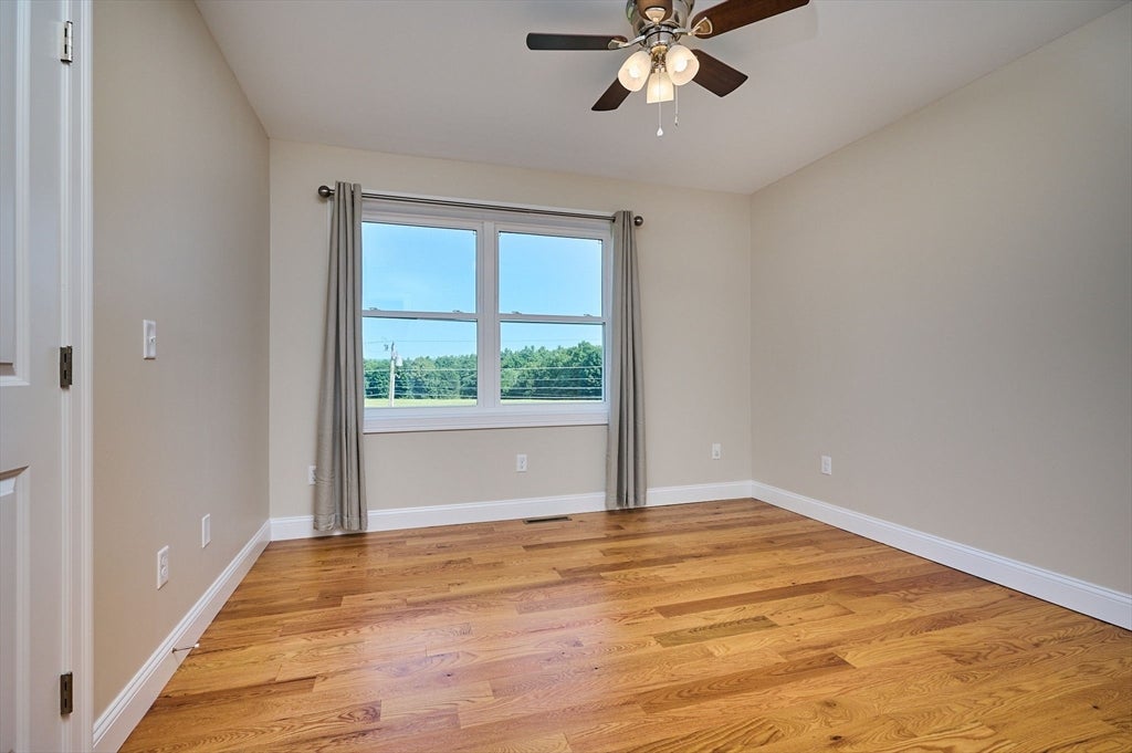 58 Pleasant St, Southampton, MA, 58 Pleasant St, Southampton, MA Photo #16