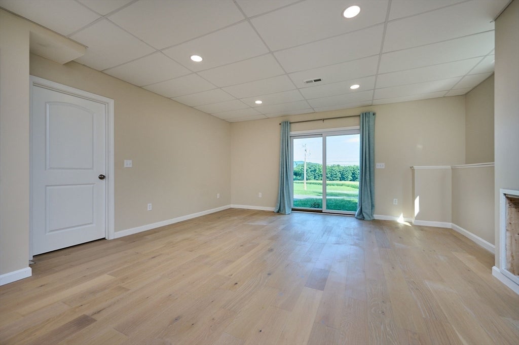58 Pleasant St, Southampton, MA, 58 Pleasant St, Southampton, MA Photo #24
