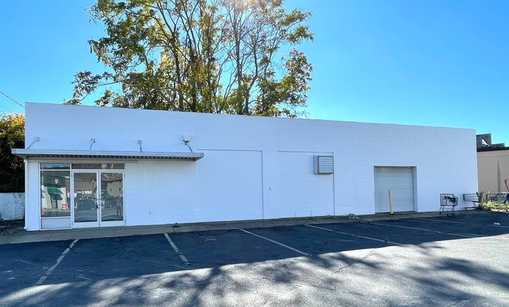 Photo 1 of 6 — 181 President Avenue, Fall River, MA 02720