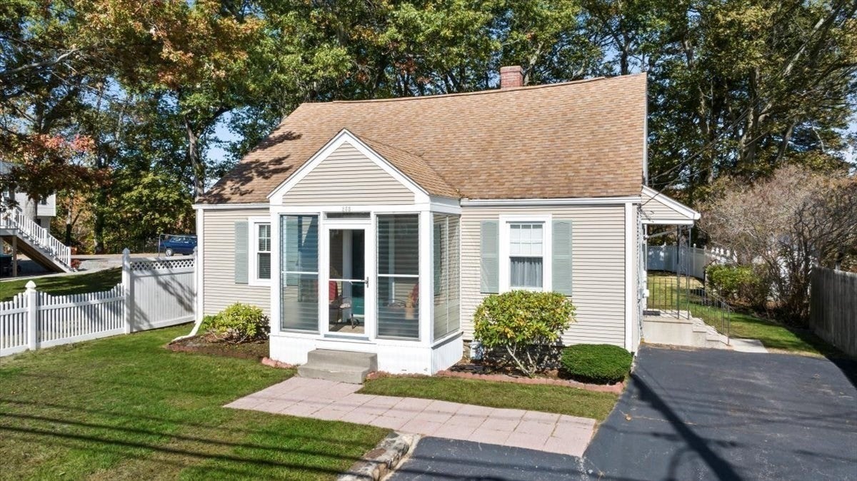 255 S Quinsigamond Ave