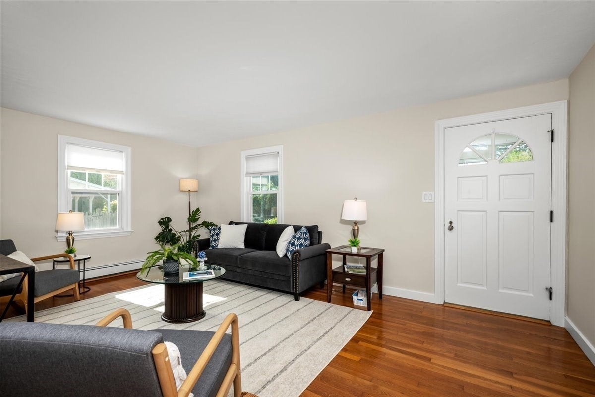 255 S Quinsigamond Ave