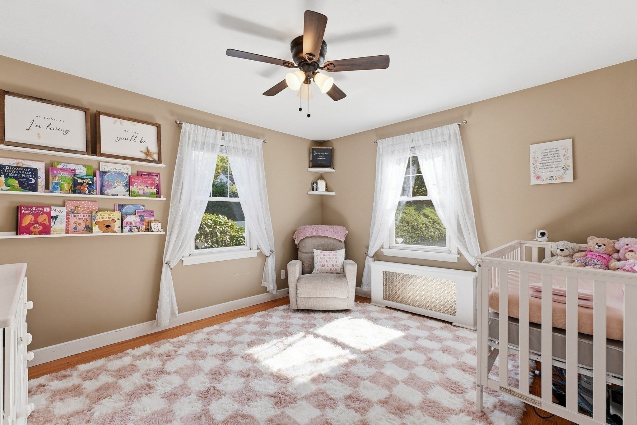 724 Dewey St, West Springfield, MA Photo #19