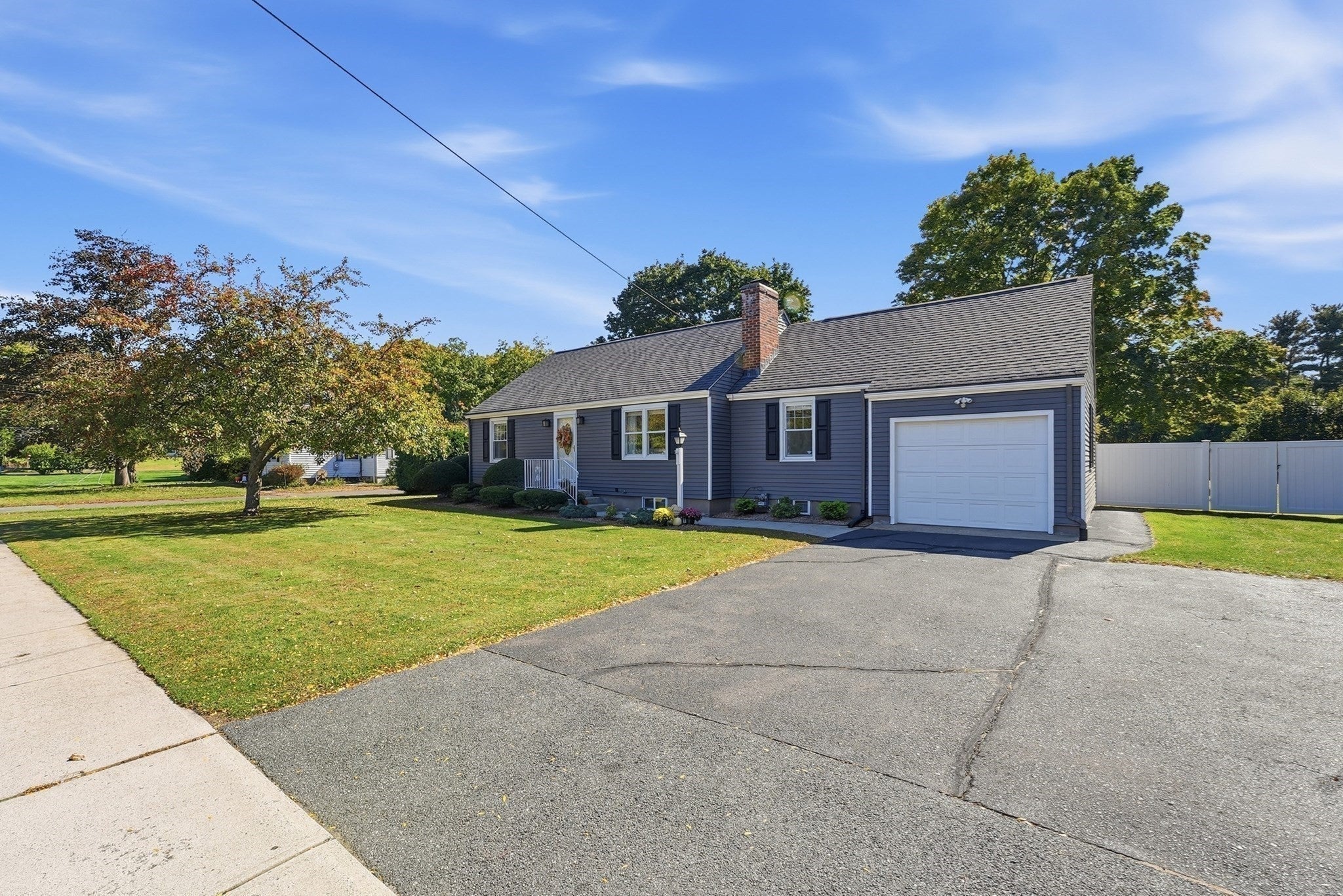 724 Dewey St, West Springfield, MA Photo #39
