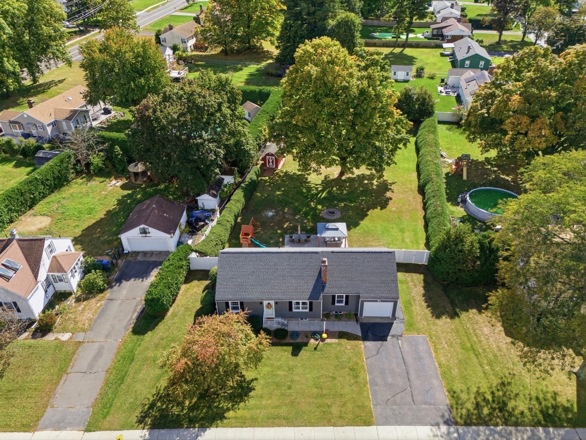 724 Dewey St, West Springfield, MA Photo #37