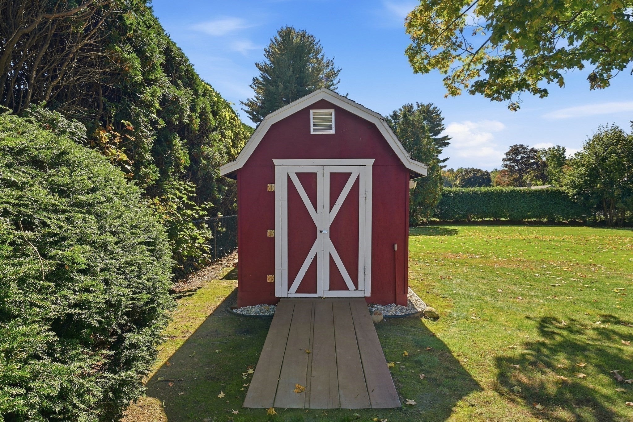 724 Dewey St, West Springfield, MA Photo #35