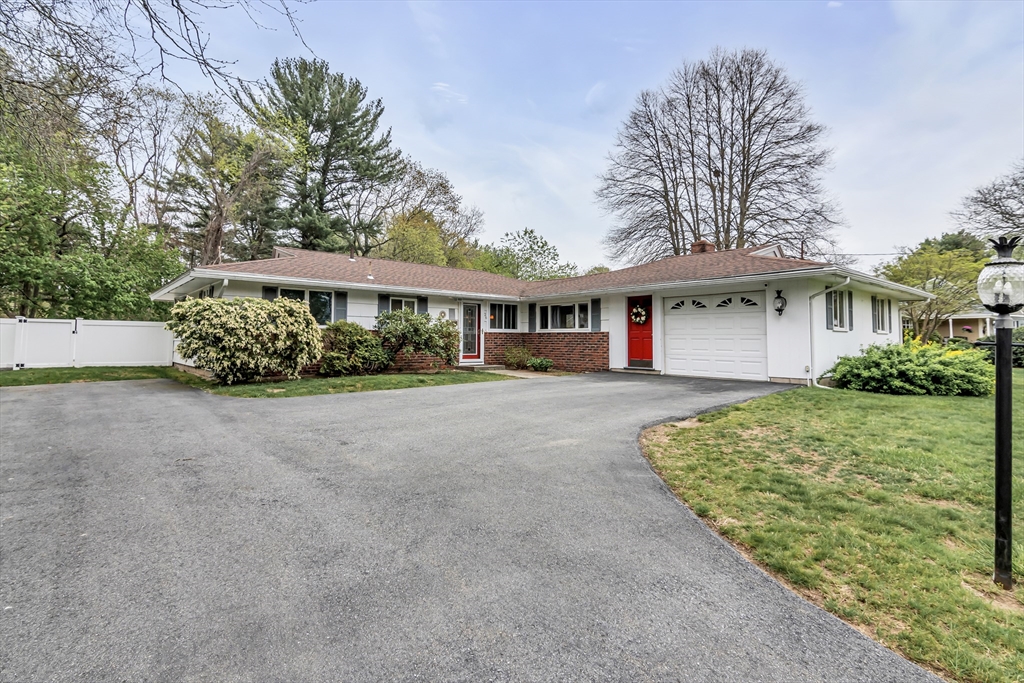 26 Reservoir Dr