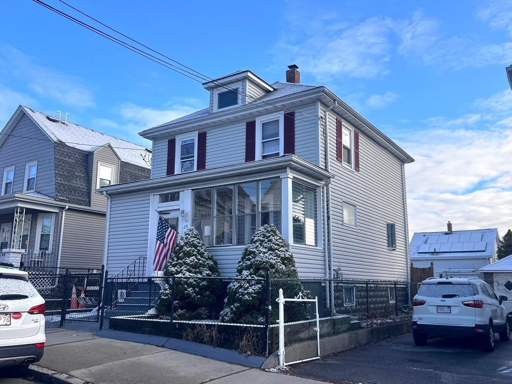 29 Adams Ave