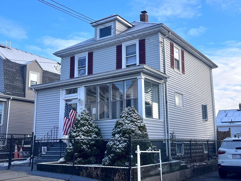 29 Adams Ave