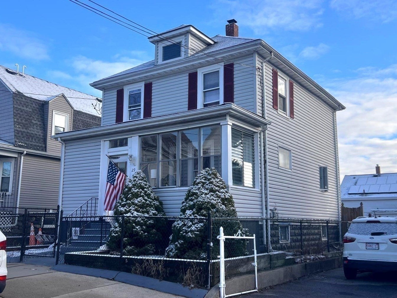 29 Adams Ave