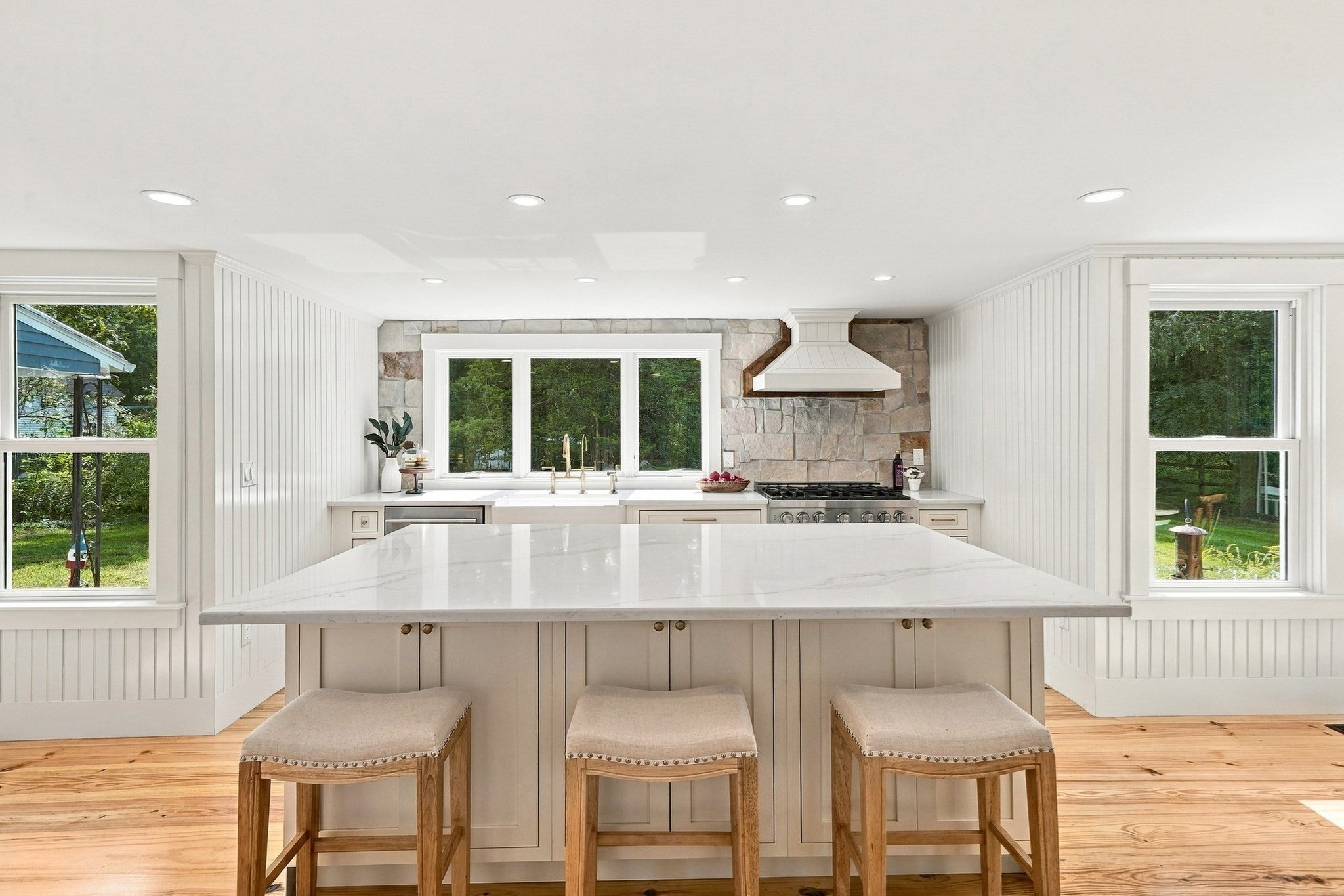 6 Foster St, Littleton, MA Photo #8