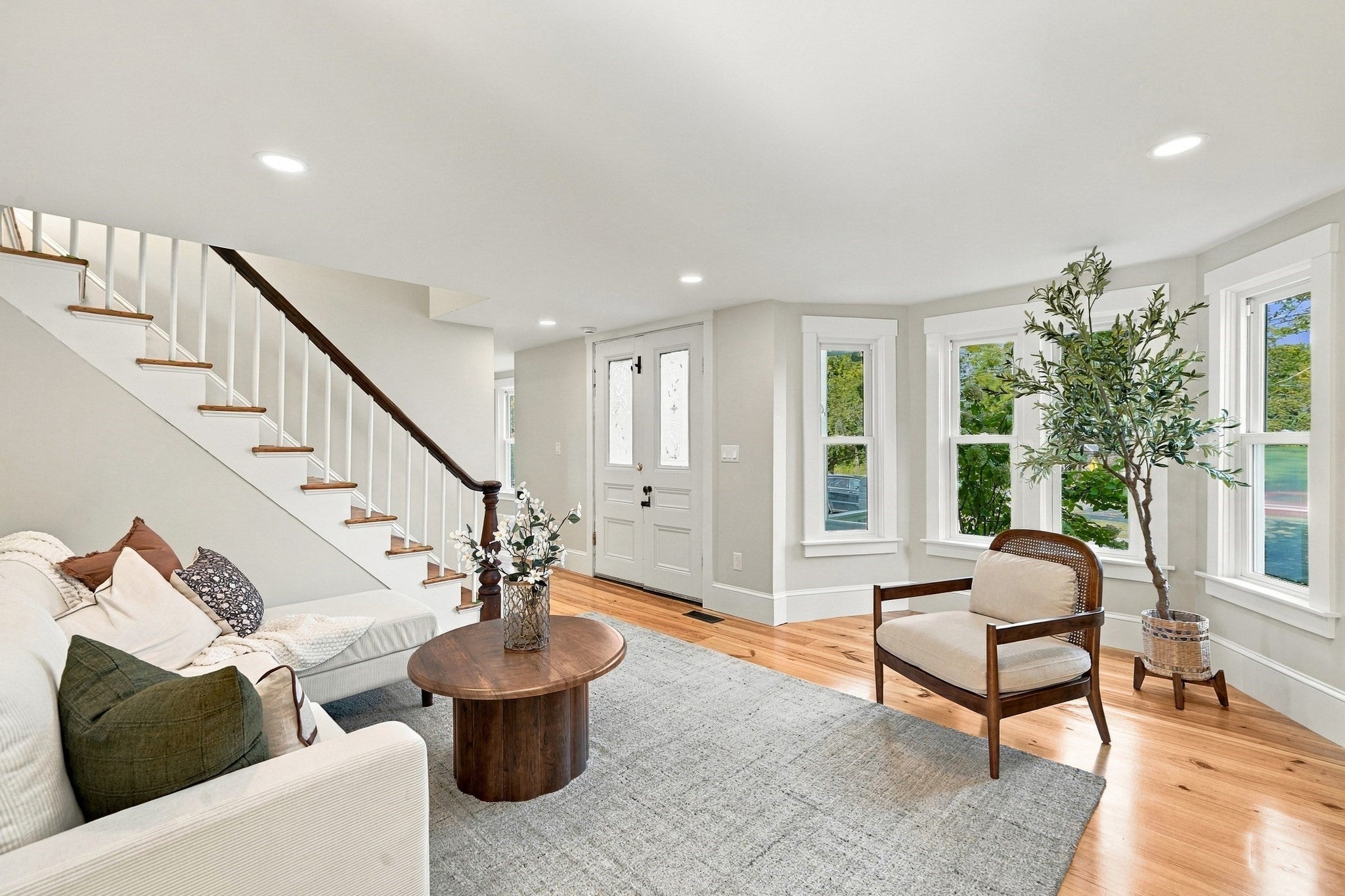 6 Foster St, Littleton, MA Photo #4