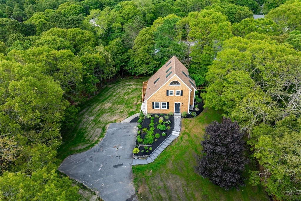 66 S West Dr