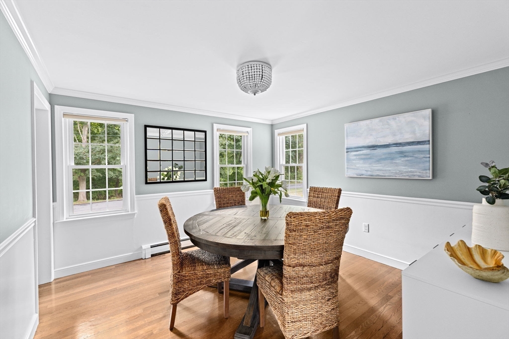 3 Village Ln