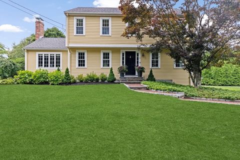 3 Village Ln Hingham MA 02043