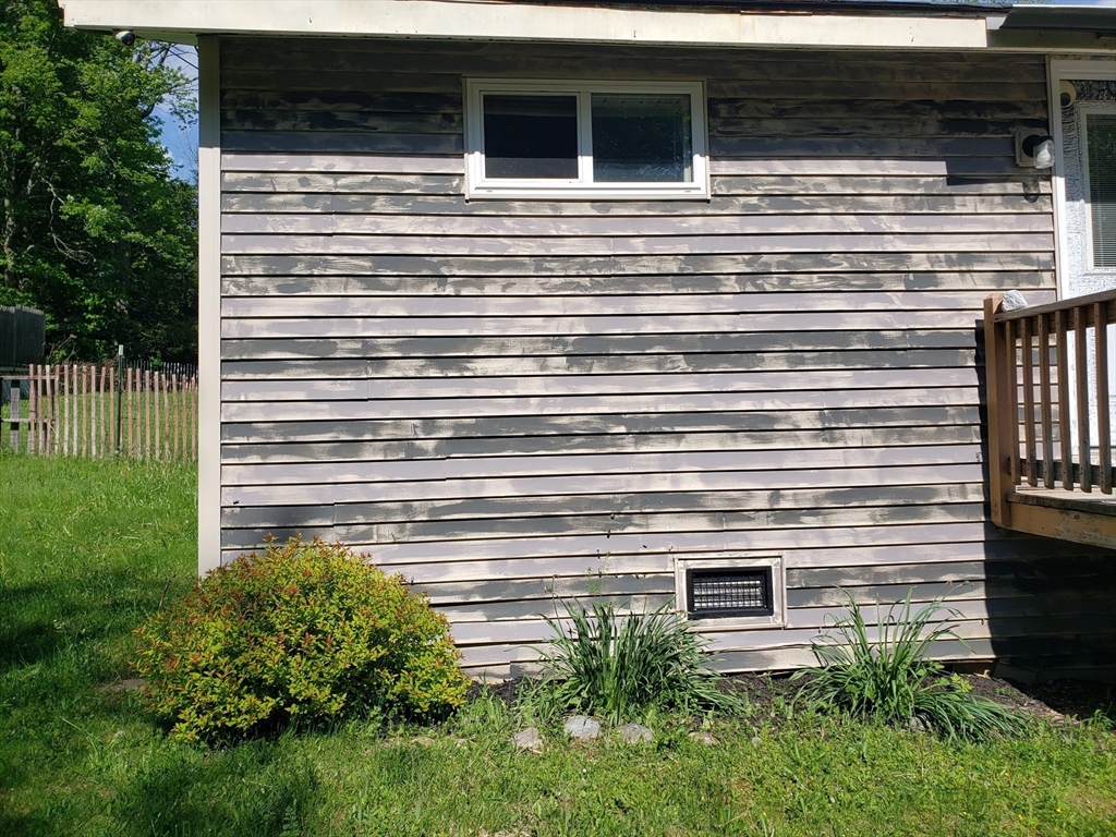 101 Friar Tuck Dr