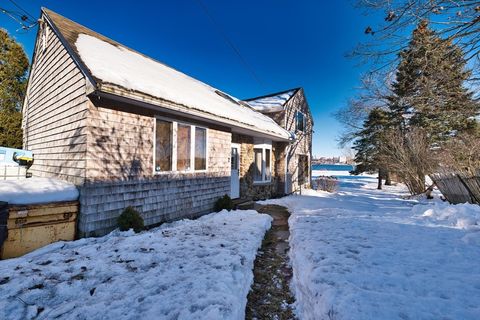 2 Oneil Rd Somerset MA 02725