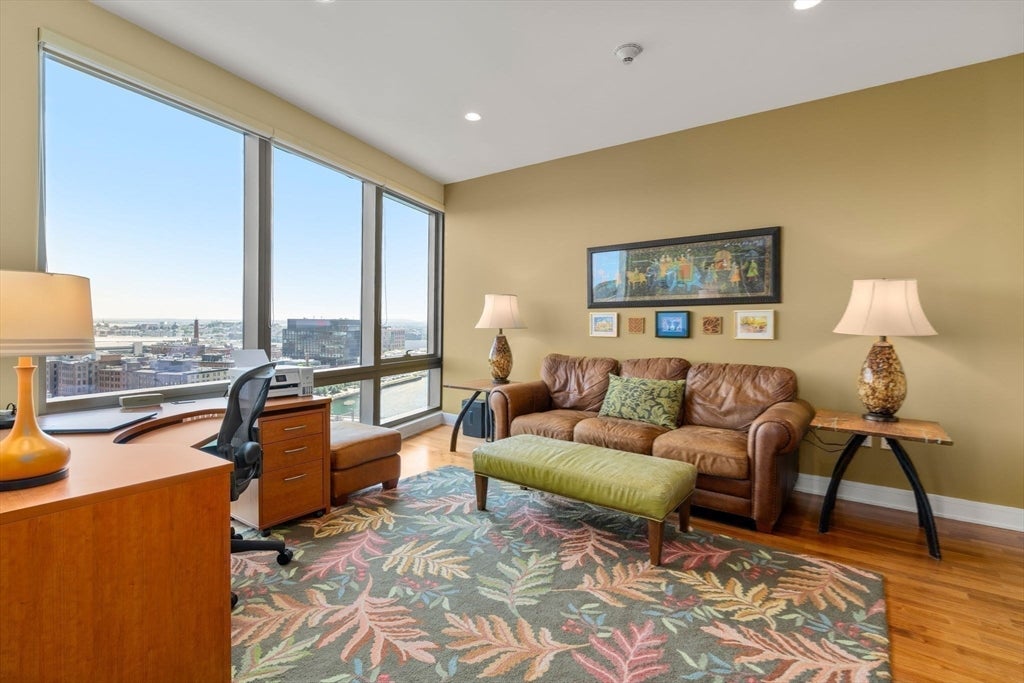 500 Atlantic Avenue #19N, Boston, MA Photo #4