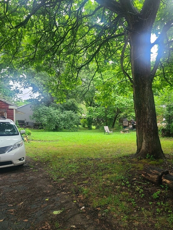 8 White St, Wilbraham, MA, 8 White St, Wilbraham, MA Photo #3