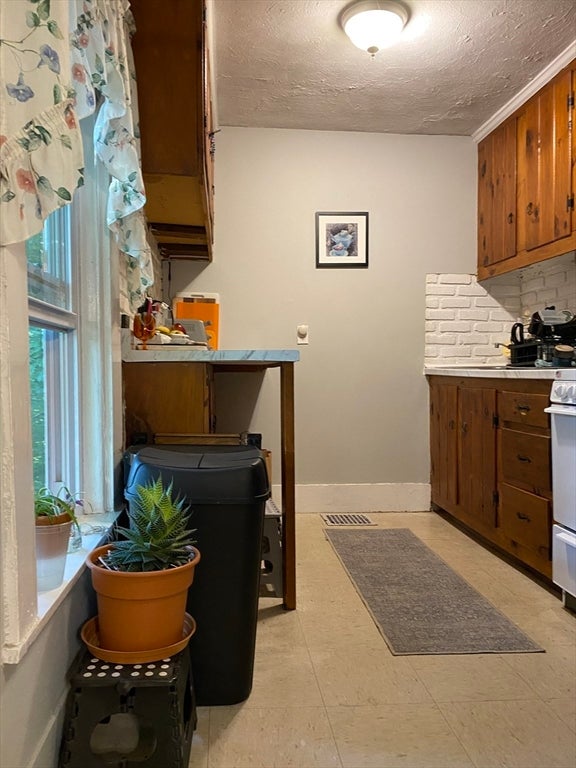 24 Esty St, Ashland, MA, 24 Esty St, Ashland, MA Photo #22