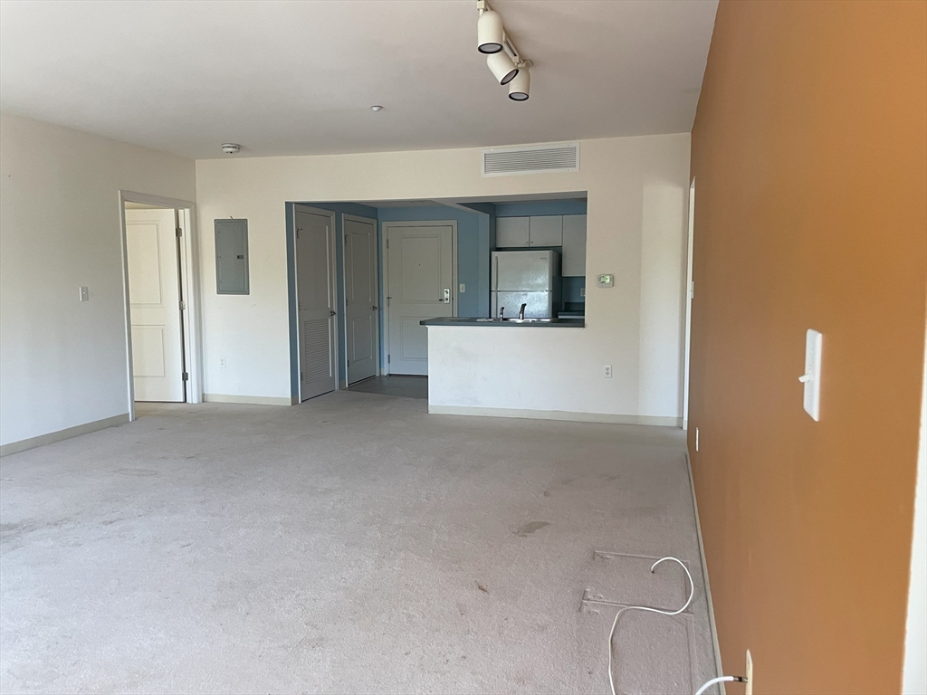 250 Main Street 317B