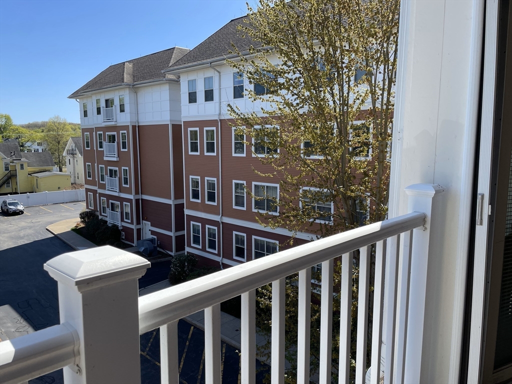 250 Main Street 317B