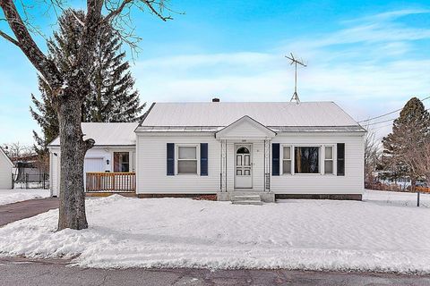 71 Hurd St Fitchburg MA 01420