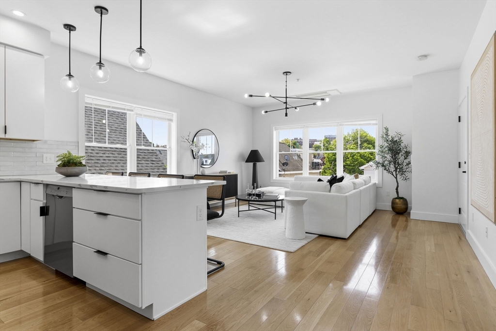 87 Madison Ave #3, Everett, MA, 87 Madison Ave #3, Everett, MA Photo #3