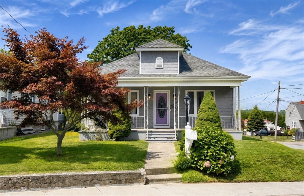 1759 Stafford Rd, Fall River, MA Photo #1
