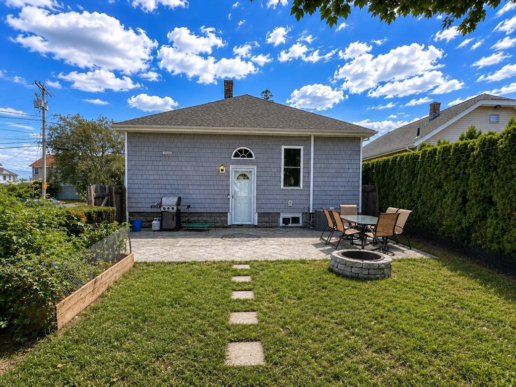 1759 Stafford Rd, Fall River, MA Photo #3