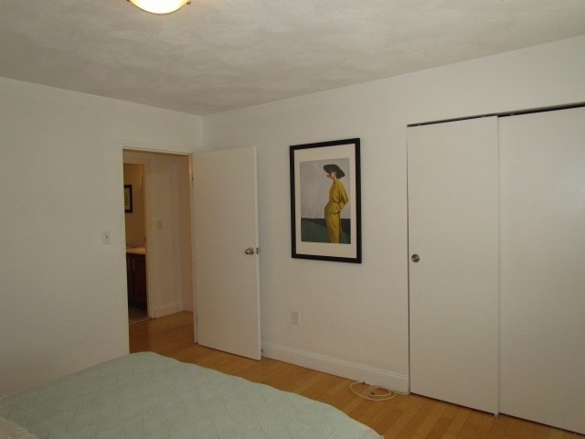 Somerville, Massachusetts 02143, United States, 2 Bedrooms Bedrooms, ,1 BathroomBathrooms,Residential,Active,145798