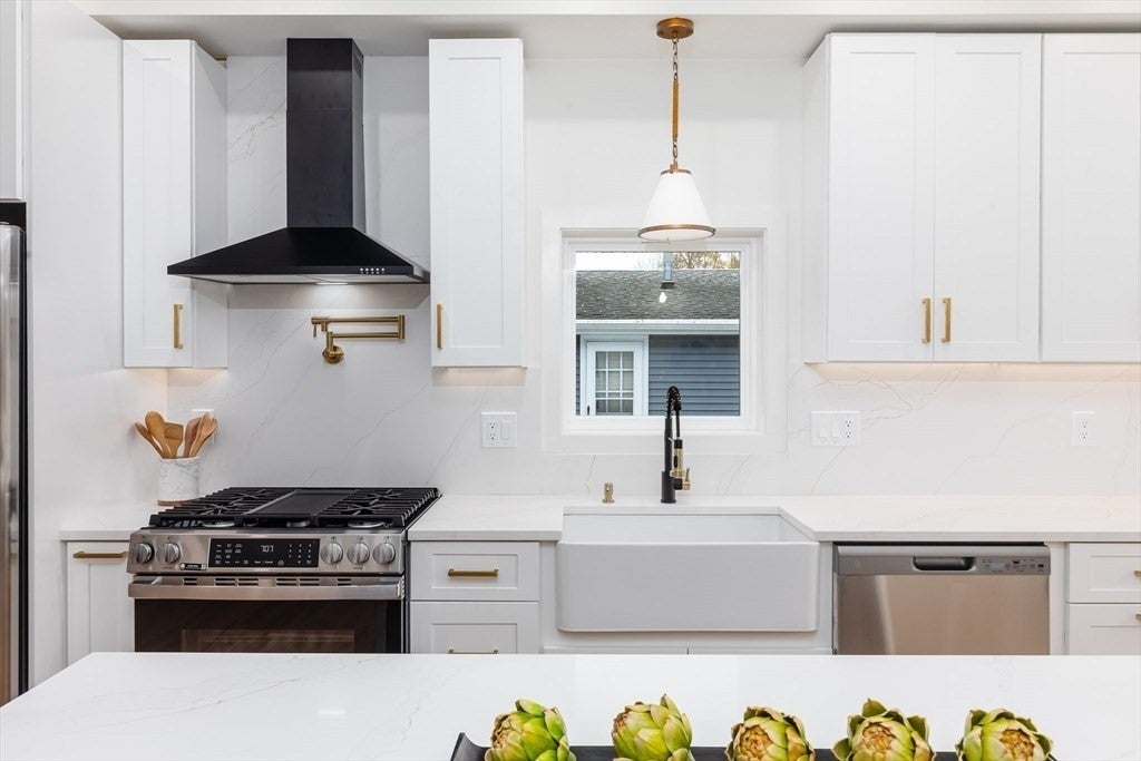 28 Thornton Park #B, Winthrop, MA, 28 Thornton Park #B, Winthrop, MA Photo #19