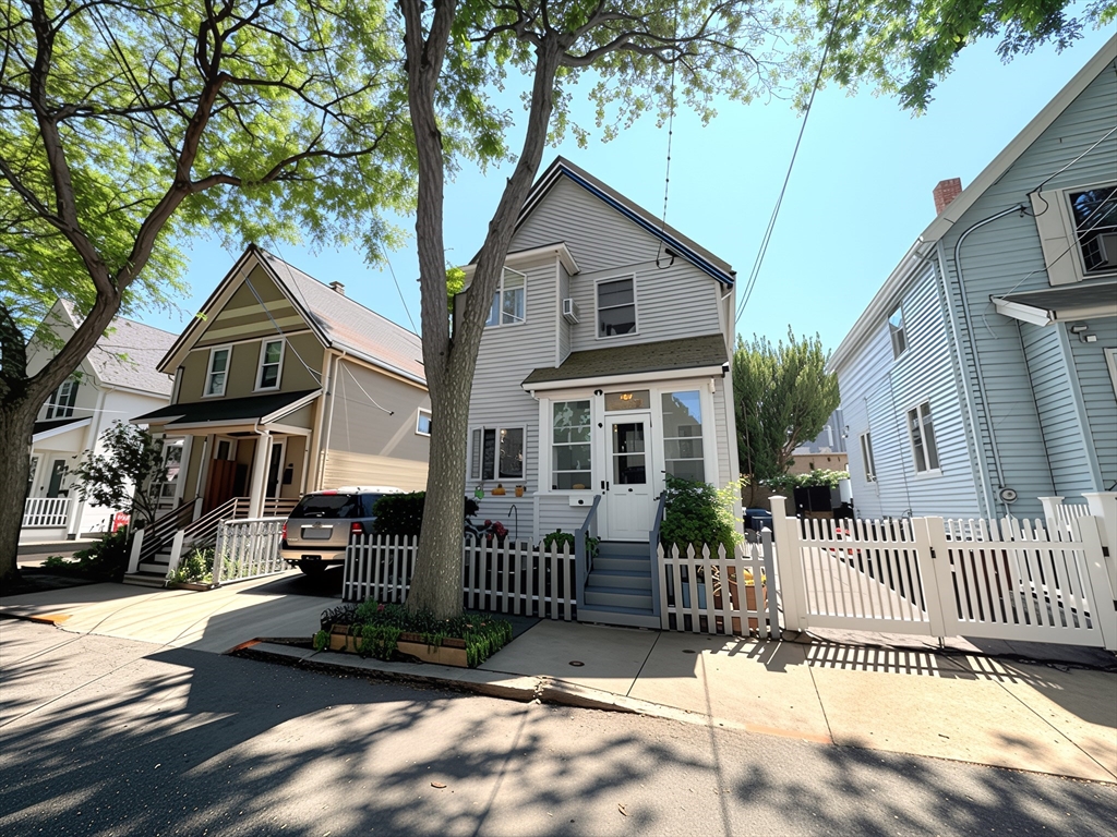 10 Dell St