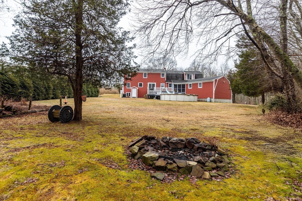 Rehoboth, Massachusetts 02769, United States, 4 Bedrooms Bedrooms, ,3 BathroomsBathrooms,Residential,Pending,154155