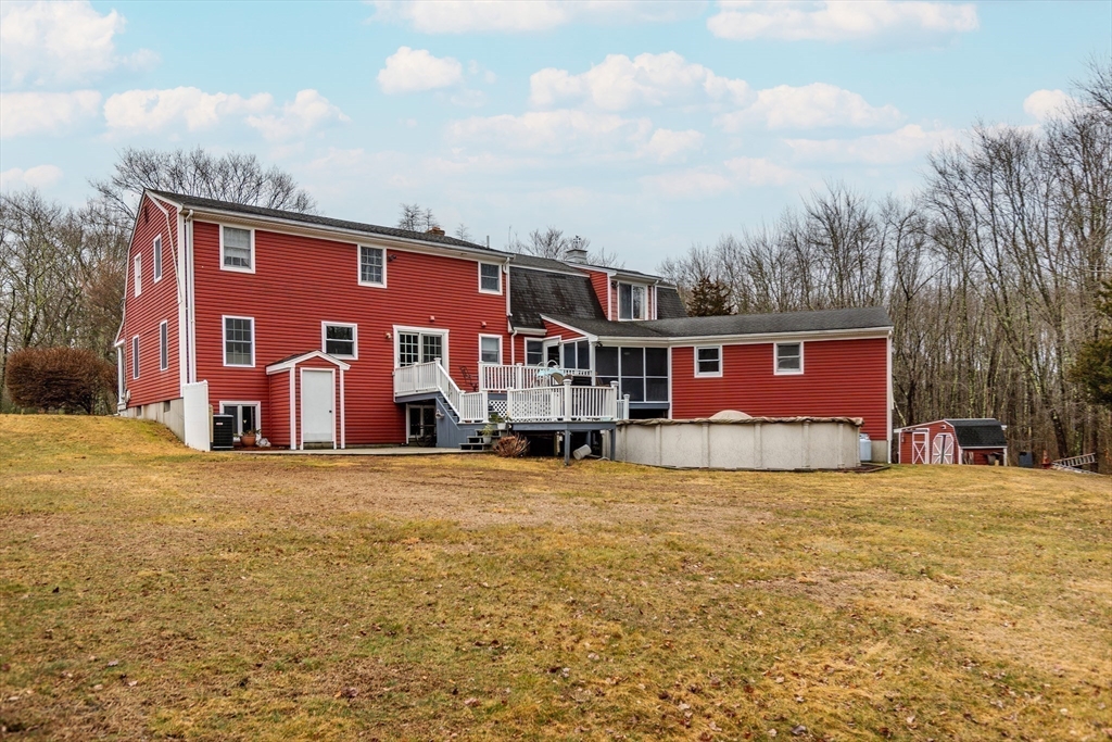 Rehoboth, Massachusetts 02769, United States, 4 Bedrooms Bedrooms, ,3 BathroomsBathrooms,Residential,Pending,154155