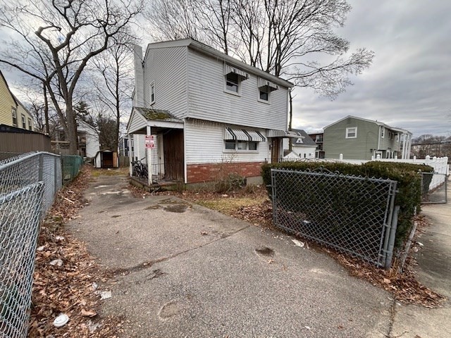 11 French Street