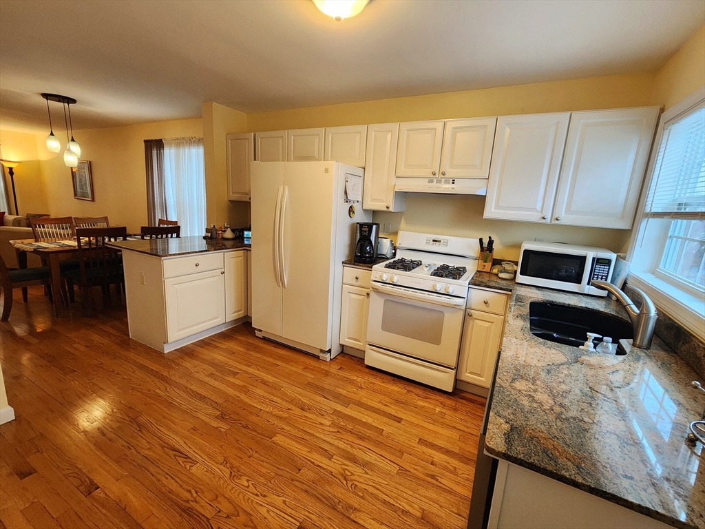 74 Woodlawn Street A